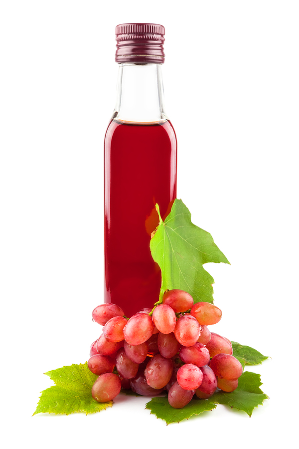 Red wine vinegar as toenail fungus home remedy