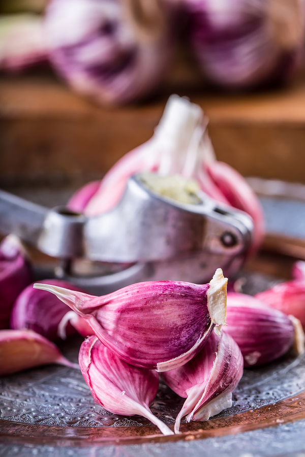 garlic for sore throat