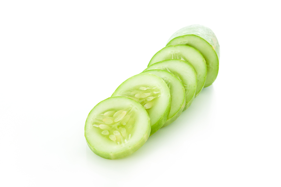 sliced cucumber for acne