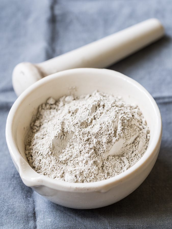 white clay for treating sore throat