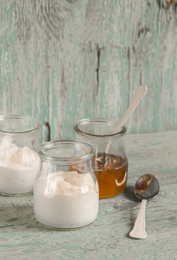 yogurt and honey for acne