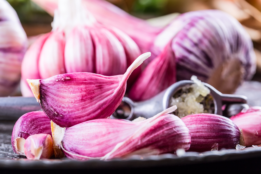 garlic cloves to get rid of keloids