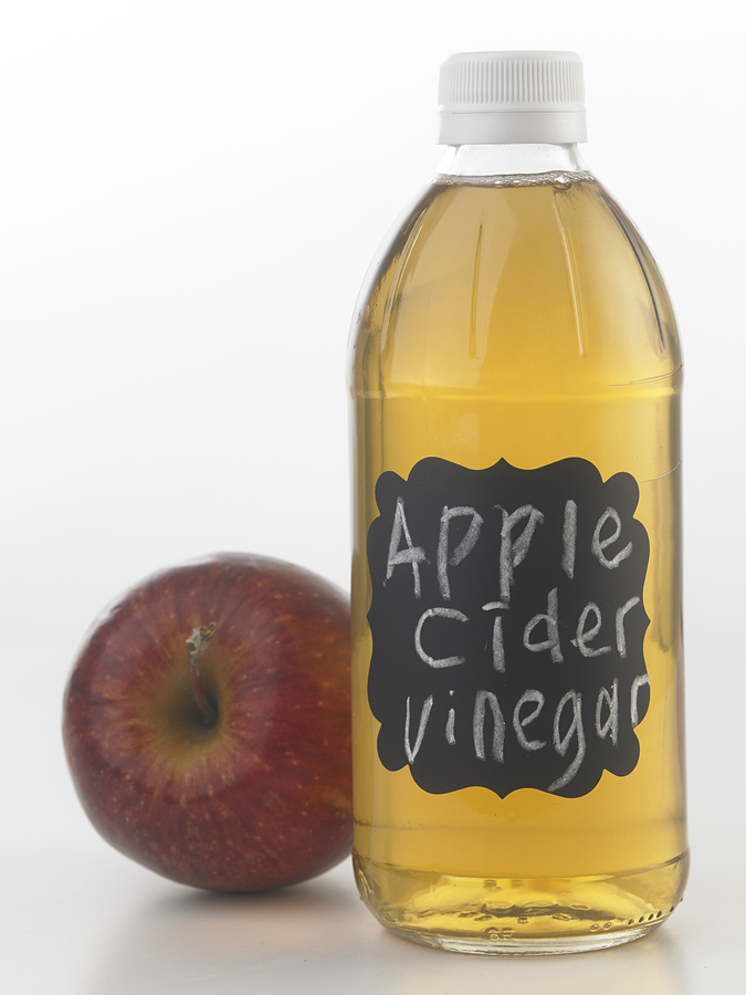 apple cider vinegar to get rid of athlete's foot