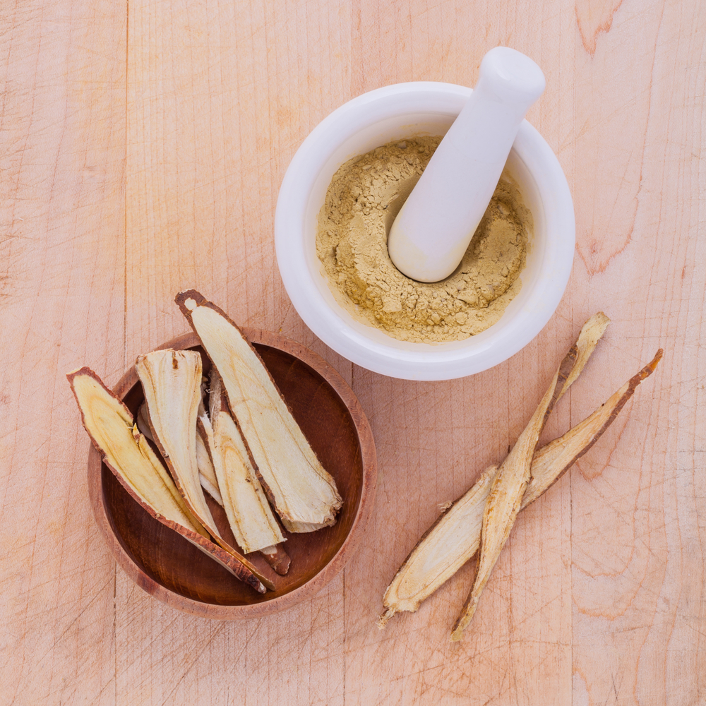 lkicorice root powder - home remedies for cold sore